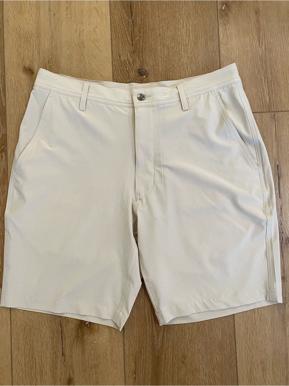 FootJoy Golf Shorts Beige Performance Stretch Preppy Athletic Country Club 34